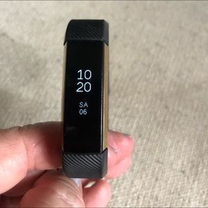 Fitbit Alta Gold Series